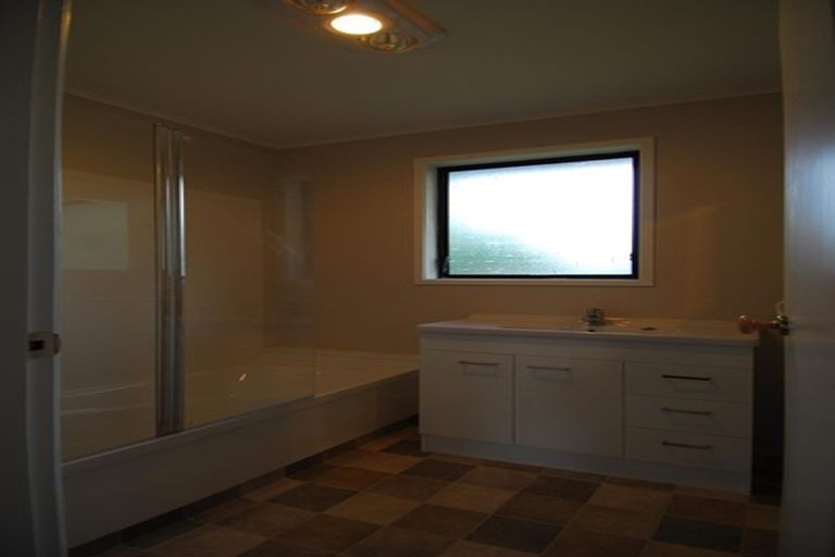 Photo of property in 6 Gerontius Glade, Torbay, Auckland, 0630