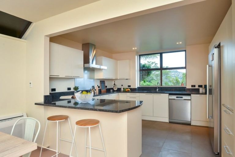 Photo of property in 23 Homewood Avenue, Karori, Wellington, 6012