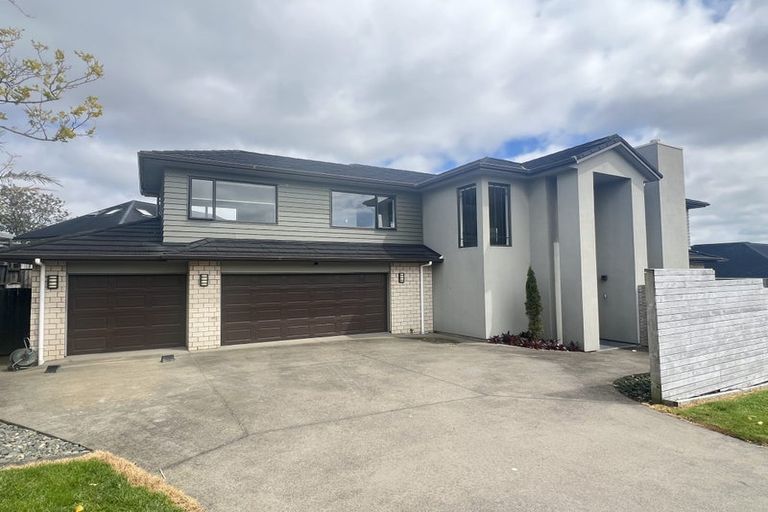 Photo of property in 29 Huntington Park Drive, Greenhithe, Auckland, 0632