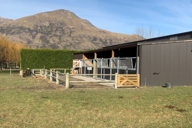 Photo of property in 495 Frankton-ladies Mile, Lake Hayes, Queenstown, 9371