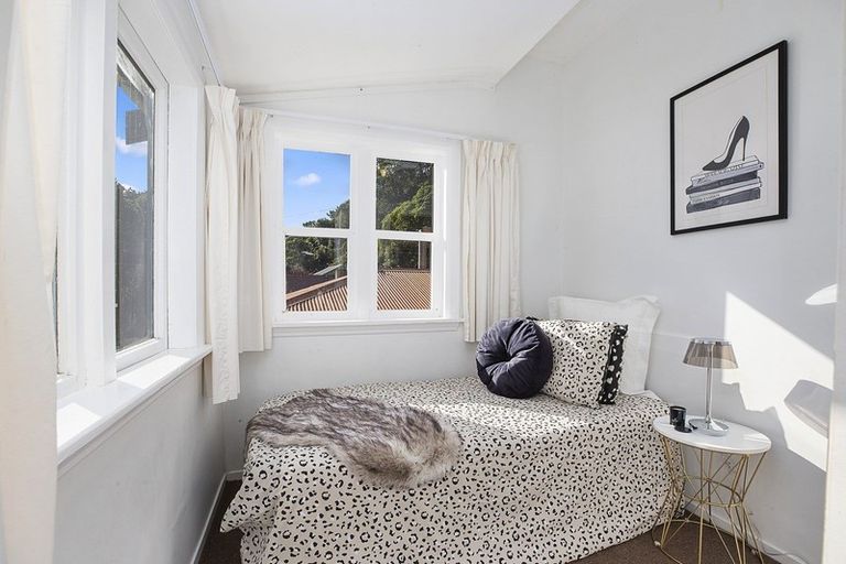 Photo of property in 67 Holloway Road, Aro Valley, Wellington, 6021