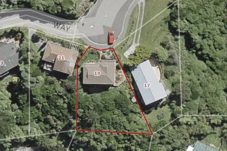 Photo of property in 19 Admiralty Street, Crofton Downs, Wellington, 6035