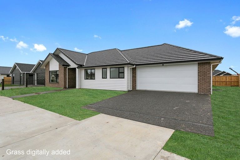 Photo of property in 24 Rose Leigh Drive, Cambridge, 3434