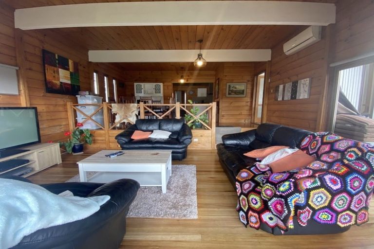 Photo of property in 24 Meachen Terrace, Waiuku, 2123