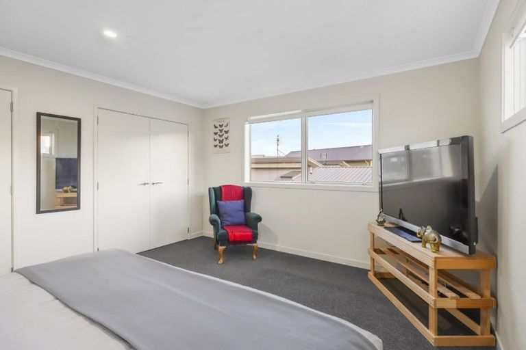 Photo of property in 35 Kanuka Road, Hobsonville, Auckland, 0616