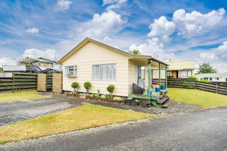 Photo of property in 8 Anna Place, Hilltop, Taupo, 3330