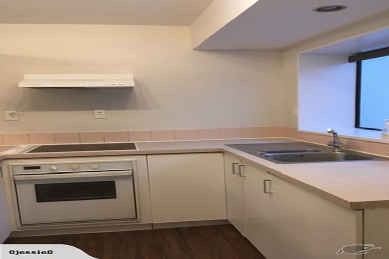 Photo of property in 33f Peverel Street, Riccarton, Christchurch, 8011