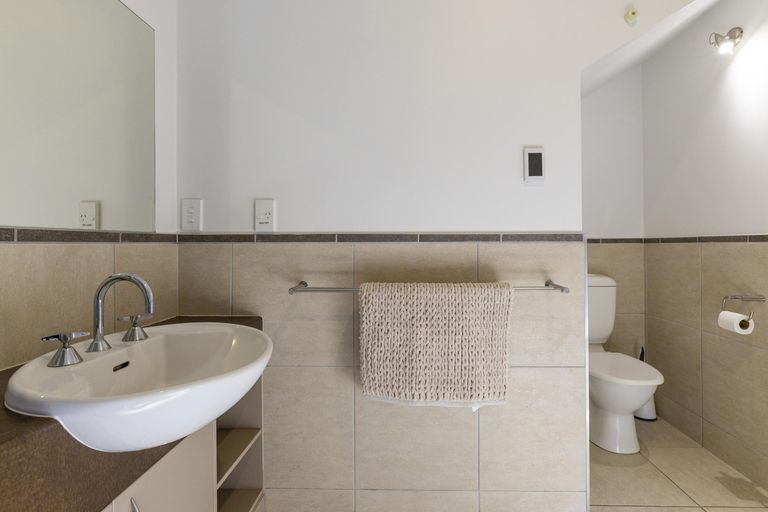 Photo of property in 1/874 Acacia Bay Road, Acacia Bay, Taupo, 3330
