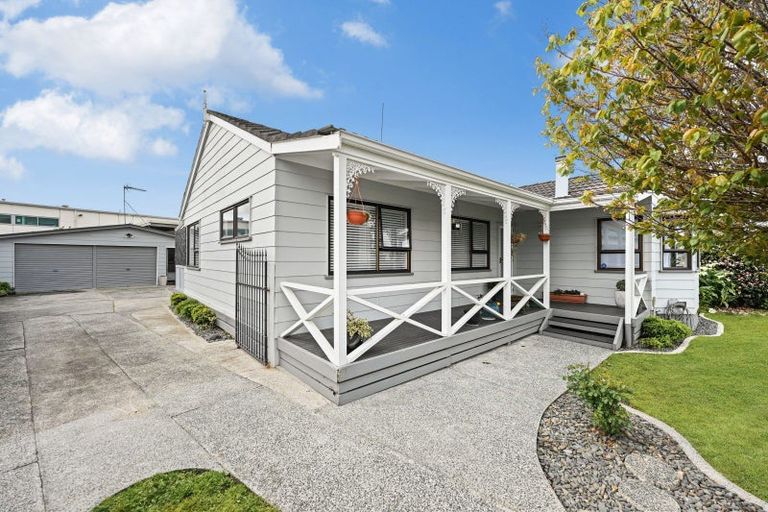Photo of property in 20 Jasmine Avenue, Dinsdale, Hamilton, 3204