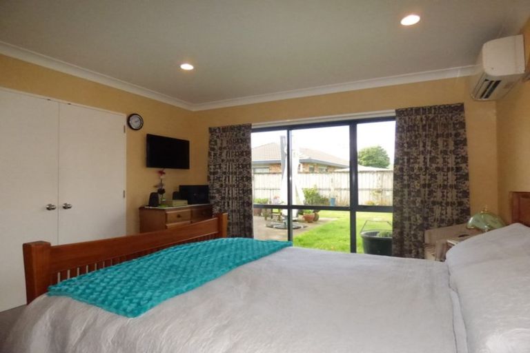 Photo of property in 14 Loveridge Place, Morrinsville, 3300