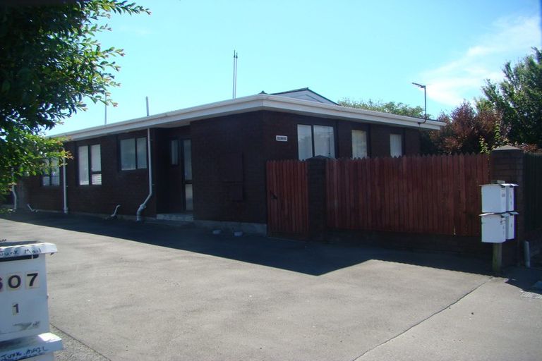 Photo of property in 1/605 Barbadoes Street, Edgeware, Christchurch, 8013