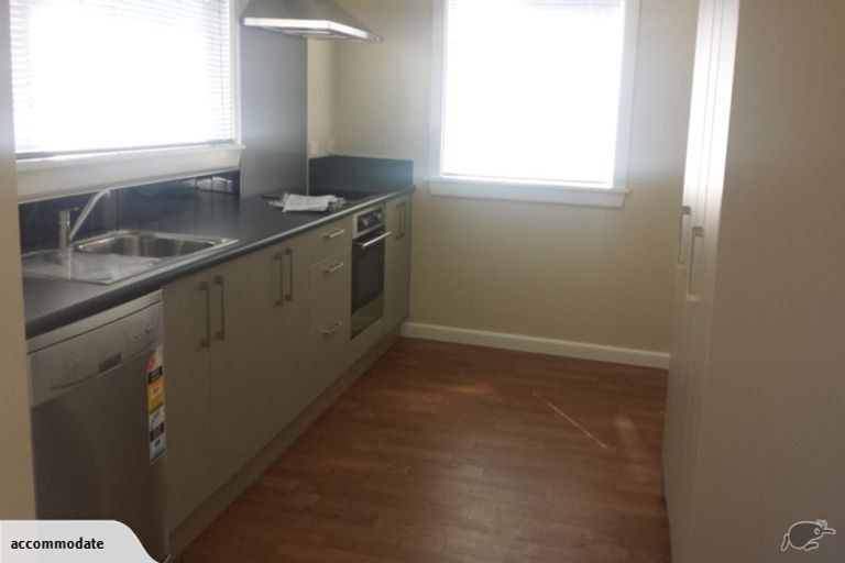 Photo of property in 122 Osborne Street, Waltham, Christchurch, 8011