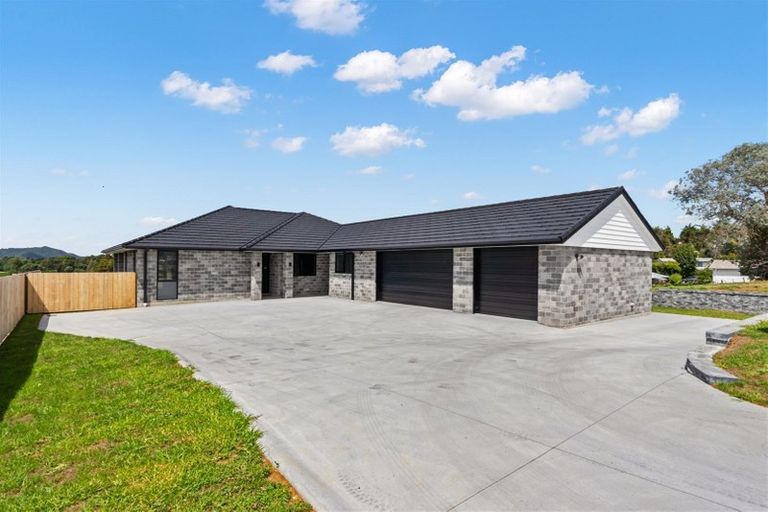 Photo of property in 9 Sumner Place, Te Kamo, Whangarei, 0112