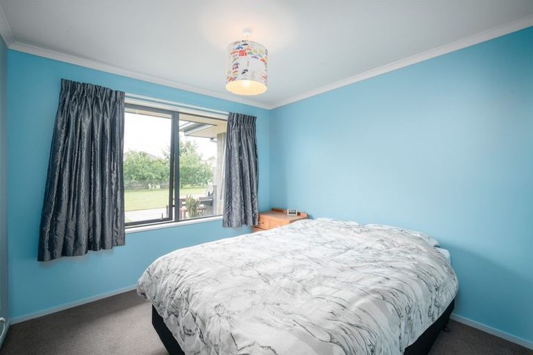 Photo of property in 12 Kingsley Place, Rolleston, 7614