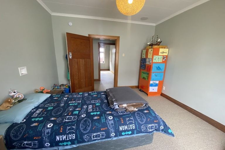 Photo of property in 4 Collier Avenue, Karori, Wellington, 6012