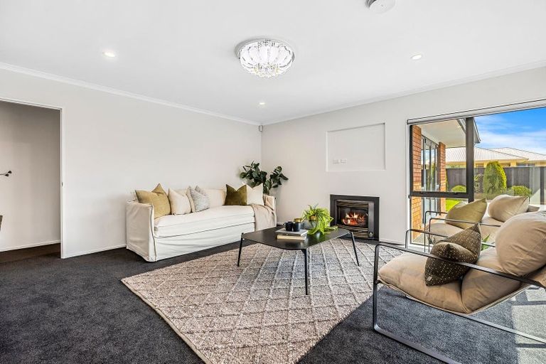 Photo of property in 16 Anglem Way, Northwood, Christchurch, 8051