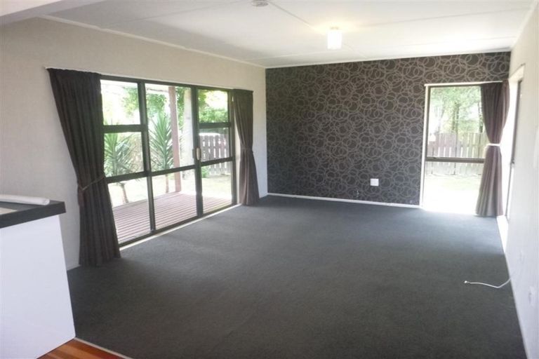 Photo of property in 12 Grant Place, Greenmeadows, Napier, 4112