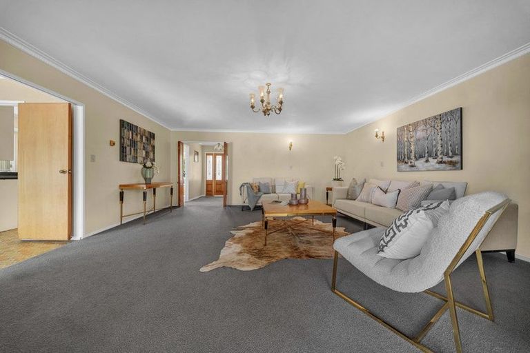 Photo of property in 16 Westholm Way, Pahurehure, Papakura, 2113