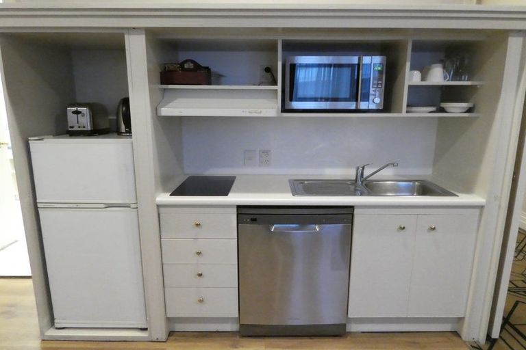 Photo of property in Quest Wellington Serviced Apart, 1/33a Hunter Street, Wellington Central, Wellington, 6011