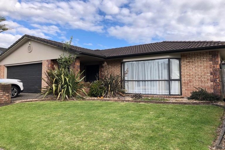 Photo of property in 84 Gracechurch Drive, Flat Bush, Auckland, 2016