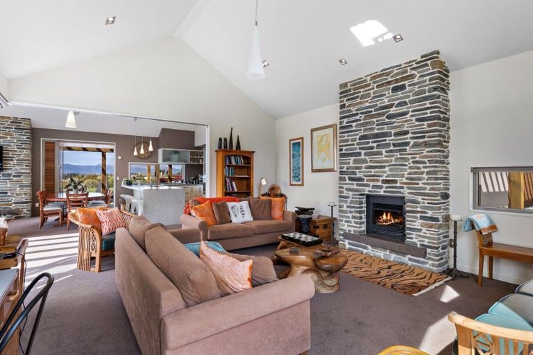 Photo of property in 1 Elderberry Crescent, Wanaka, 9305
