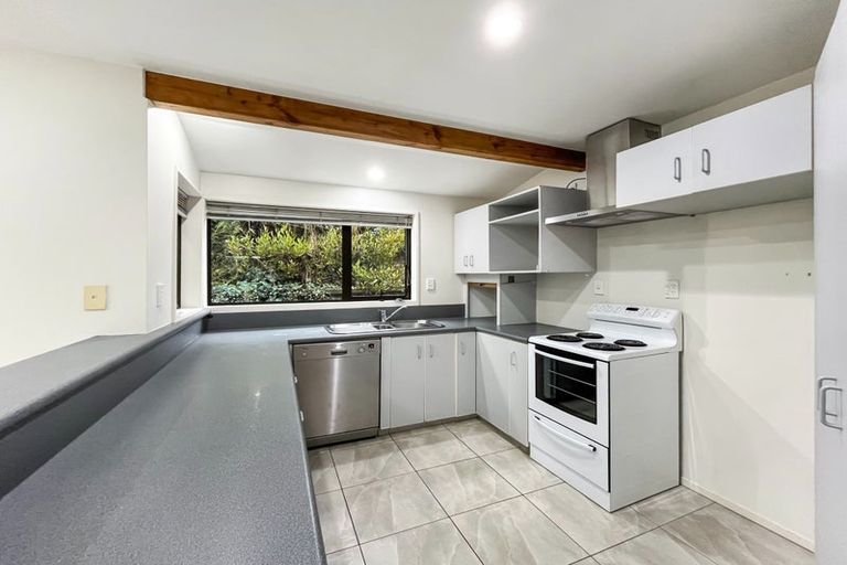 Photo of property in 2/53 Mcfaddens Road, St Albans, Christchurch, 8052