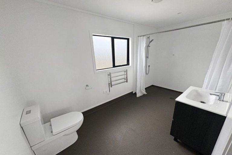 Photo of property in 27 Hinemoa Street, Levin, 5510