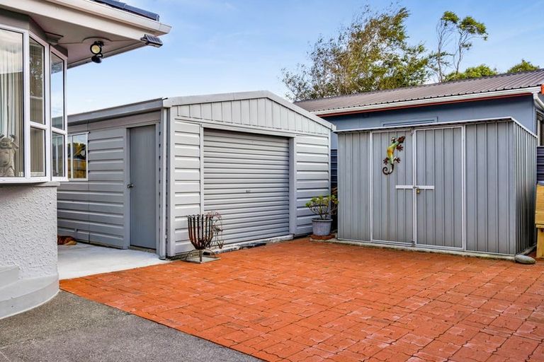 Photo of property in 14 Ropata Street, Hawera, 4610