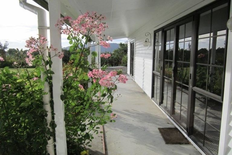 Photo of property in 6 Whataroa Highway, Harihari, 7884