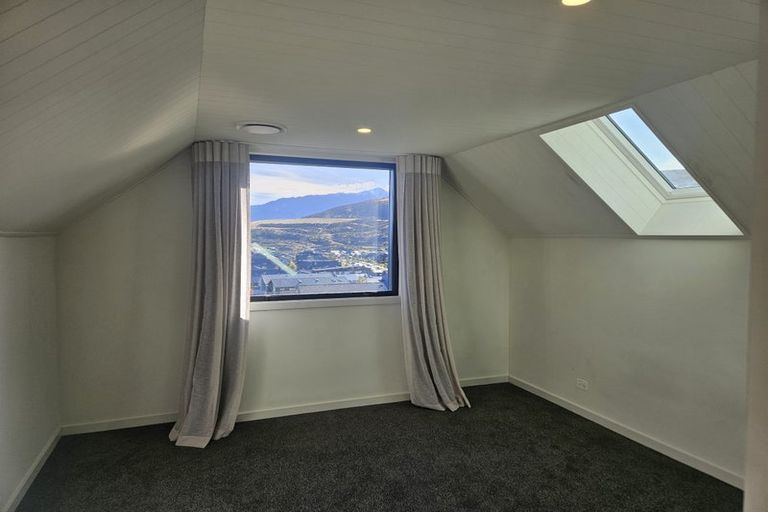 Photo of property in 141 Spur Ridge Rise, Jacks Point, 9371