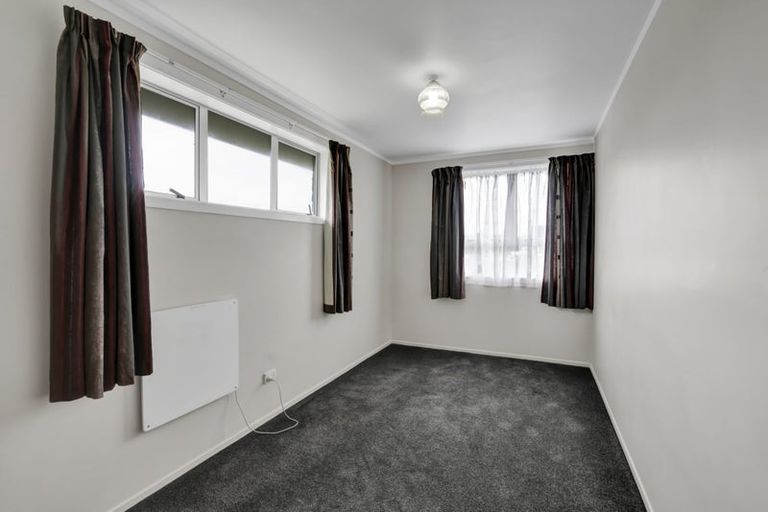 Photo of property in 19 Rangitake Drive, Spotswood, New Plymouth, 4310