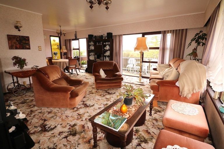 Photo of property in 28 Fairburn Road, Kaitaia, 0482