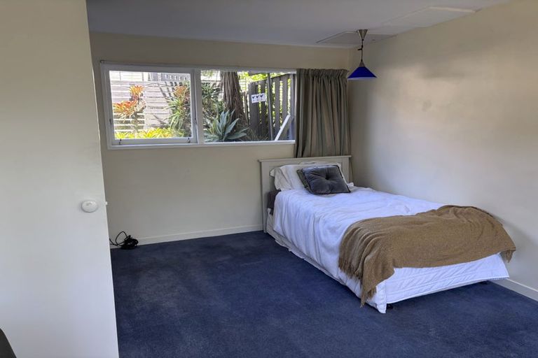 Photo of property in 1/21 Peter Terrace, Castor Bay, Auckland, 0620
