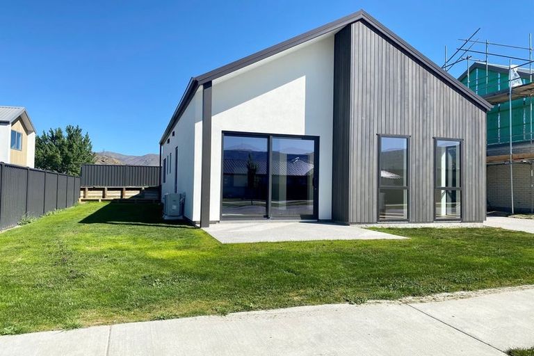 Photo of property in 39 Midlothian Avenue, Cromwell, 9310