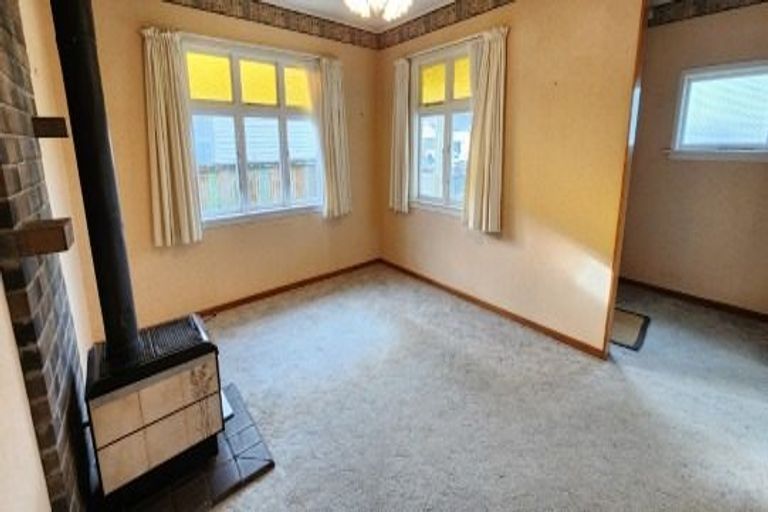 Photo of property in 36 Beach Street, Fitzroy, New Plymouth, 4312