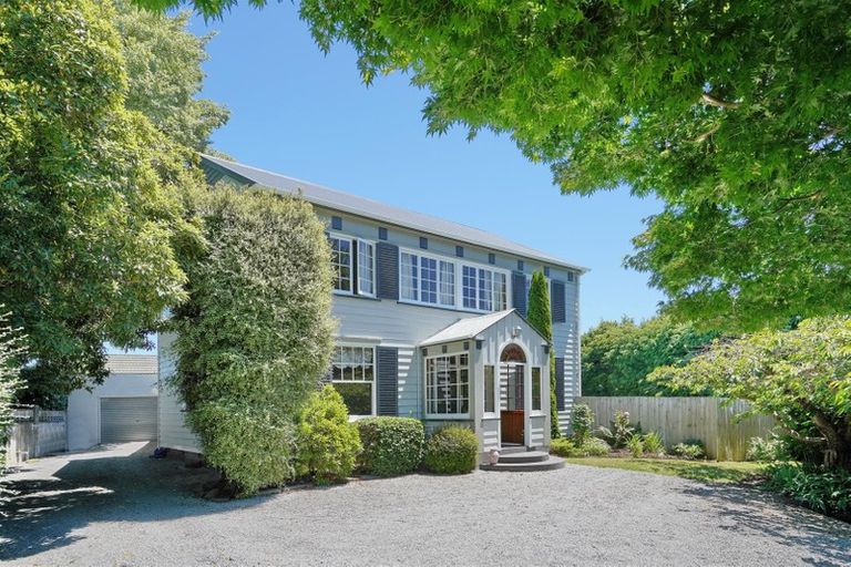 Photo of property in 337c Avonhead Road, Avonhead, Christchurch, 8042