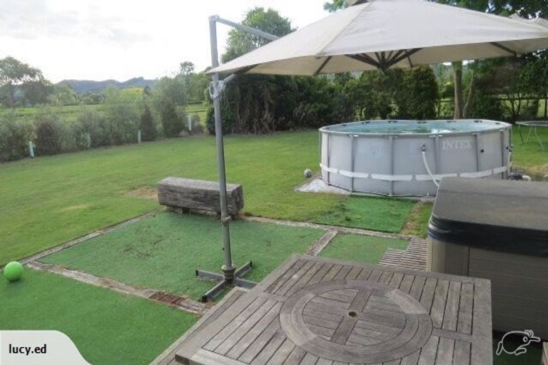 Photo of property in 140 Papakura-clevedon Road, Clevedon, Papakura, 2582