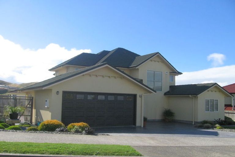 Photo of property in 11 Tattenhall Grove, Churton Park, Wellington, 6037