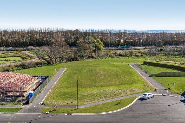 Photo of property in 19 Cunliffe Road, Redwood, Christchurch, 8051