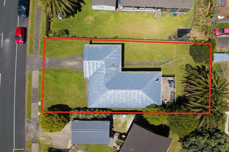Photo of property in 187 Finlayson Avenue, Clendon Park, Auckland, 2103