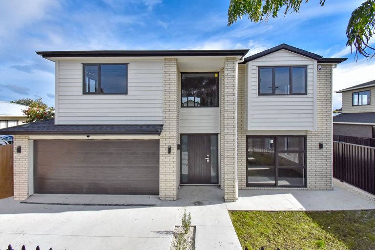 Photo of property in 8 Cambridge Road, Manurewa, Auckland, 2102
