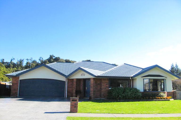 Photo of property in 6 Westvale Drive, Greymouth, 7805