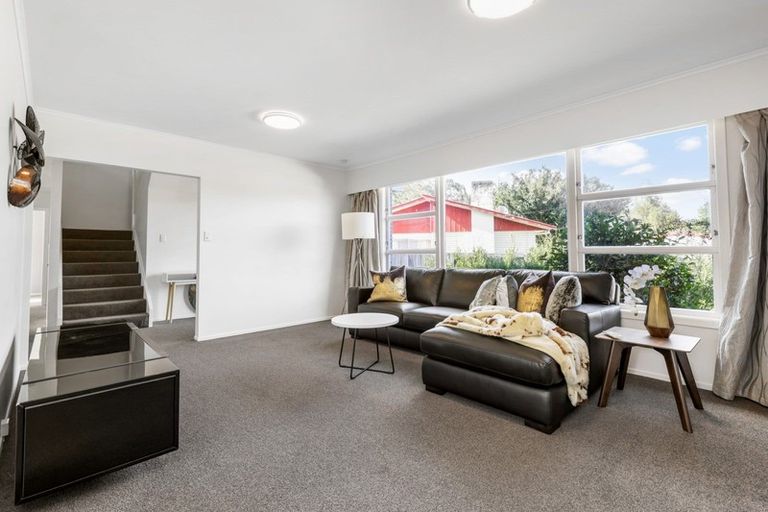 Photo of property in 43 Te Anau Place, Glenview, Hamilton, 3206