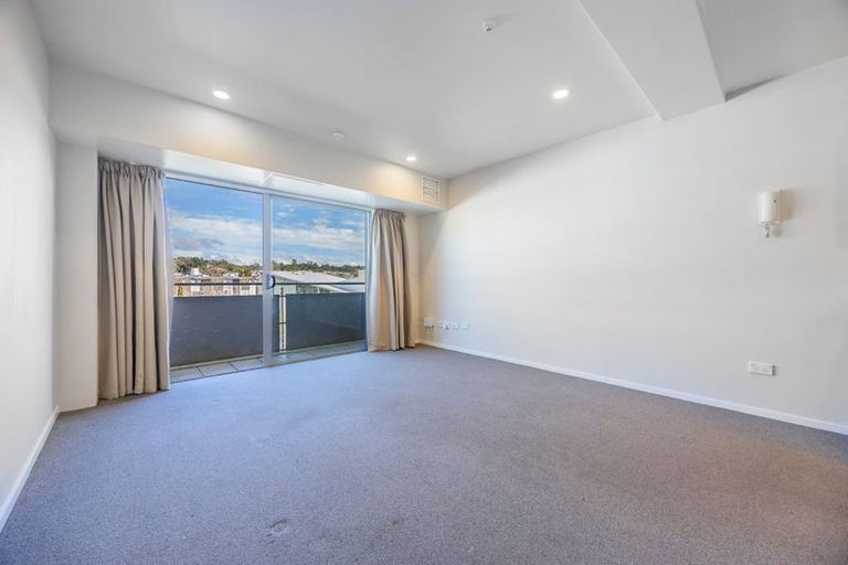 Photo of property in Albany Central, 36a/210 Dairy Flat Highway, Albany, Auckland, 0632