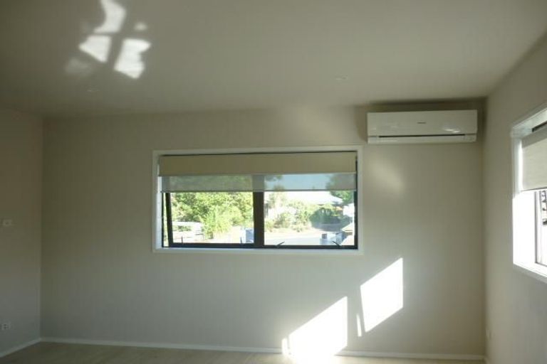 Photo of property in 46 Palmyra Way, Half Moon Bay, Auckland, 2012