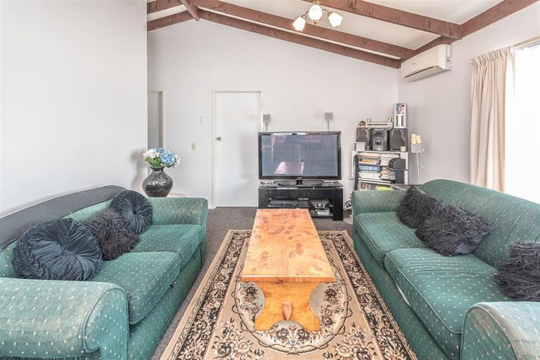 Photo of property in 75a Matai Street, Castlecliff, Whanganui, 4501