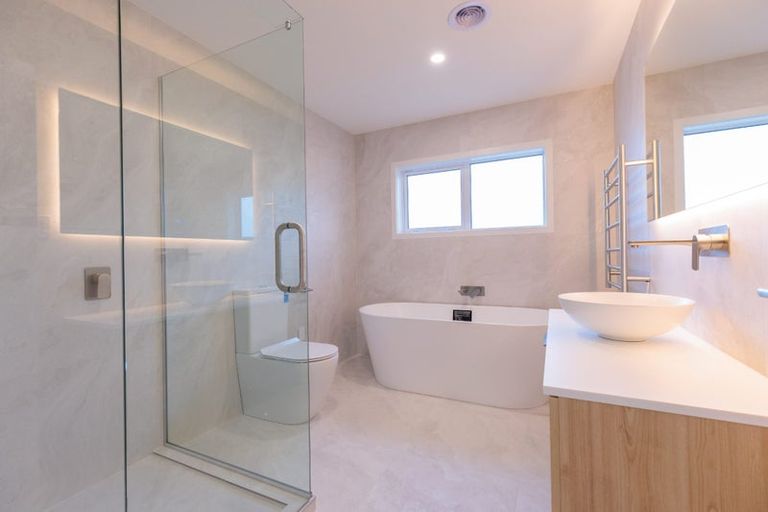 Photo of property in 22 Prestbury Grove, Churton Park, Wellington, 6037
