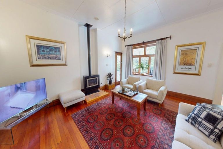 Photo of property in 9 Kent Road, Saint Johns Hill, Whanganui, 4501