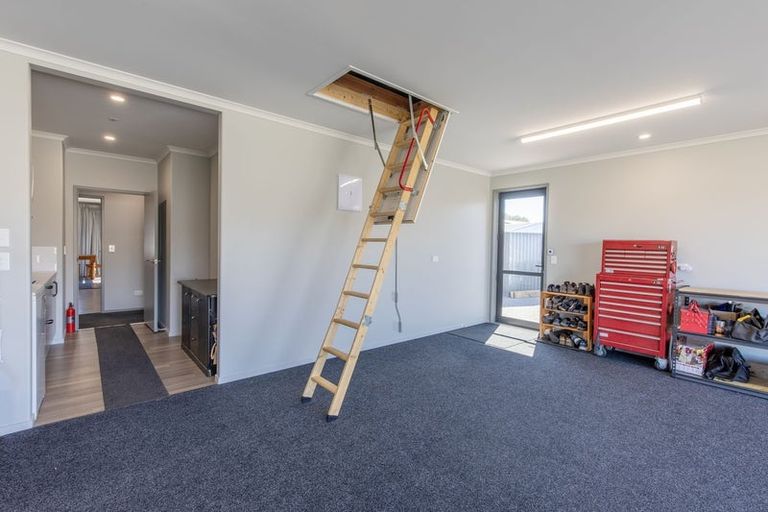 Photo of property in 8 Komahimahi Way, Motuoapa, 3382
