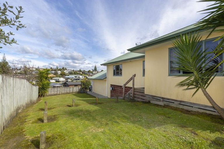 Photo of property in 22 Rata Avenue, Huntly, 3700